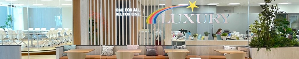 LUXURYのトップ画像