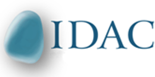 アイダックのロゴ